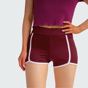 Contrast Shorts - Maroon